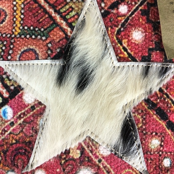 NEW Clea Ray Double Wine Leather Trim Patterned Fabric Bag With Star - Picture 4 of 7